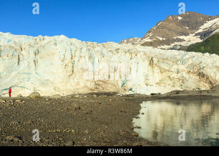 Ecotourist, Harriman Fjord, Chugach Mountains, Chugach National Forest, Prince William Sound, Alaska Stockfoto