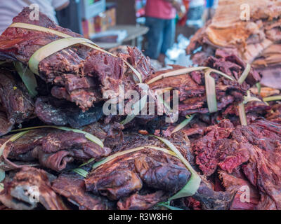 Iquitos, Peru - September 21, 2017: Typisch lokalen Basar in Peru mit vielen lokalen Produkte. Belem. Lateinamerika. Stockfoto