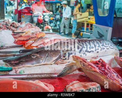 Iquitos, Peru - September 21, 2017: Typisch lokalen Basar in Peru mit vielen lokalen Produkte. Belem. Lateinamerika. Stockfoto