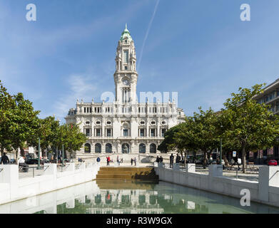 Die City Hall. Die Altstadt ist als UNESCO-Weltkulturerbe. Portugal Stockfoto