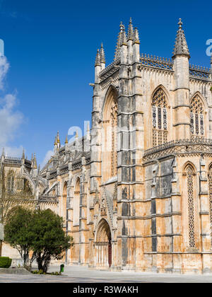 Das Kloster von Batalha, Mosteiro de Santa Maria da Vitoria (UNESCO-Weltkulturerbe). Touristische Attraktion nördlich von Lissabon, Portugal. Stockfoto