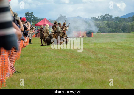 100-jähriges Jubiläum reenactment des Todes der Rote Baron am TAVAS Großen Krieg Flying Display 2018 Stockfoto