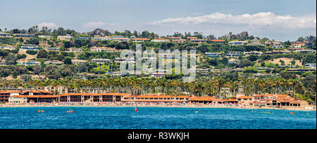 USA, California, La Jolla. Panoramablick auf La Jolla Beach und Tennis Club in La Jolla Shores (Redaktionelle nur verwenden) Stockfoto