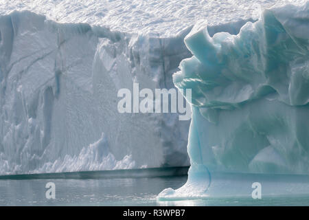 Eisberge in den Fjorden des südlichen Grönland, Dänemark driften Stockfoto