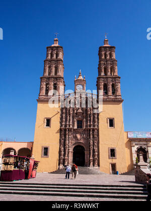 Mexiko, Dolores Hidalgo, Schritte zu Parroquia Nuestra Señora de Dolores Stockfoto