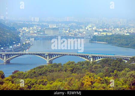 Metro Brücke. Kiew, Ukraine Stockfoto