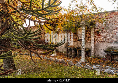 Italien Piemont Cuneo Heiligtum der Santa Maria degli Angeli Garten Stockfoto