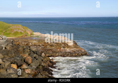 Blick vom Weg entlang West Cliff Drive, Santa Cruz, Kalifornien, USA. Stockfoto