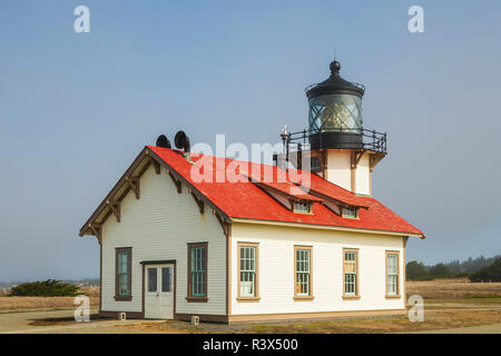 Point Cabrillo Leuchtturm und Marine zu bewahren, in der Nähe von Mendocino nördlichen Küste von Kalifornien, USA Stockfoto