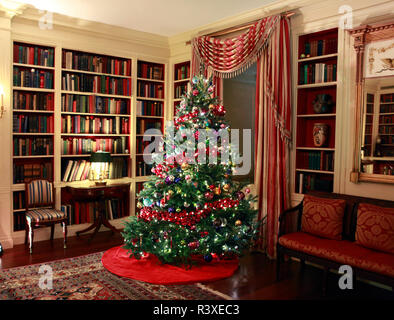 Das Weiße Haus Bibliothek als Teil der Weihnachtsschmuck im Weißen Haus im Dezember 2016 Stockfoto