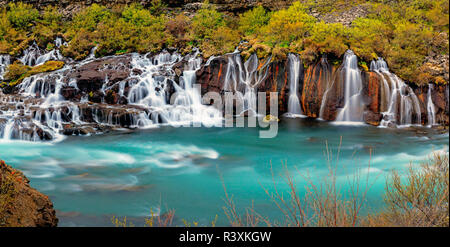 Panorama der hraunfossar Wasserfälle in Island Stockfoto