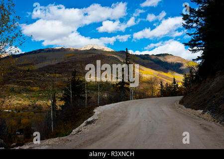 USA, Colorado, Marmor, einen malerischen Blick von der Straße auf die Marmor Marmor Steinbruch Stockfoto