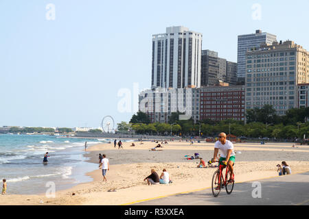 Lakefront Trail, am Ufer des Lake Michigan, Chicago, Illinois, USA Stockfoto