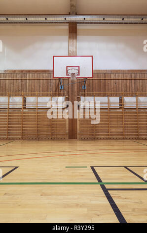 Retro Hallenbad Fitnessraum Stockfoto