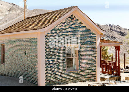 Haus aus Flaschen. Circa 1906, Rhyolith, Nevada, USA Stockfoto