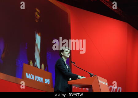 Wels, Oberösterreich, Österreich. 24. November 2018. Am 24. Und 25. November 2018 hält die SPÖ ihren 44. Ordentlichen Bundesparteitag in der Messehalle Wels ab. Das Bild zeigt Pamela Rendi Wagner. Kredit: Franz Perc / Alamy Live News Stockfoto