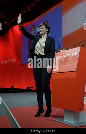 Wels, Oberösterreich, Österreich. 24. November 2018. Am 24. Und 25. November 2018 hält die SPÖ ihren 44. Ordentlichen Bundesparteitag in der Messehalle Wels ab. Das Bild zeigt Pamela Rendi Wagner. Kredit: Franz Perc / Alamy Live News Stockfoto