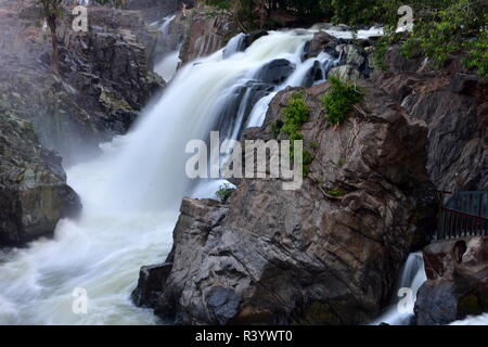 Hogenakkal fällt vom Tamil Nadu Stockfoto