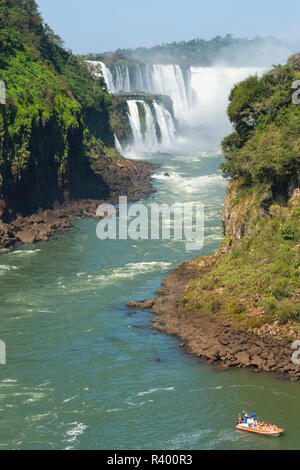 Iguazu Fälle von der argentinischen Seite, Argentinien, Brasilien Stockfoto