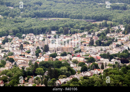 Eine Luftaufnahme von Osten Mauch Chunk, Jim Thorpe, Pennsylvania, USA Stockfoto