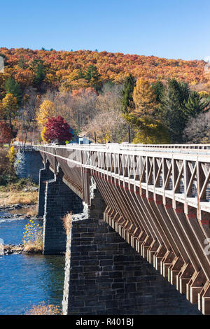 USA, Pennsylvania Pocono Mountains, Minisink Ford, Roebling Delaware Aquädukt, älteste Kabel Suspension Bridge in den USA Stockfoto