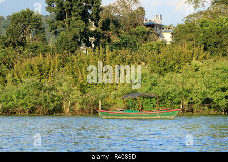 Schöne Landschaft von Phewa See in Pokhara in Nepal Stockfoto