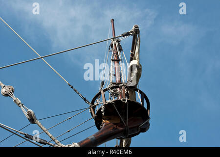 USA, Minnesota, Duluth, Tall Ships Festival 2016, El Balcon, eine spanische Galeone Replik, angedockt, Duluth Hafen Stockfoto