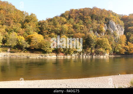 Blick in die weltenburger Enge in Weltenburg in Kelheim Stockfoto