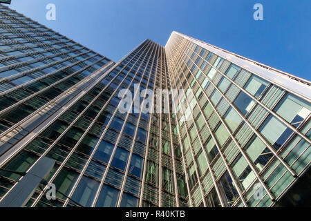 Wolkenkratzer in Canary Wharf - 40 Bank Street, Heron Quays E1 Stockfoto