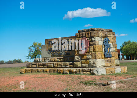 USA, North Dakota, Medora. Theodore Roosevelt National Park, South Unit, lackiert Canyon Besucherzentrum Monument Sign Stockfoto