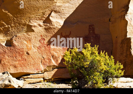 USA, Utah, Thompson Federn, Sego Canyon Road, Goldrute und Piktogramme Stockfoto