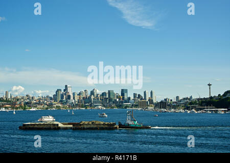 Usa, Washington, Seattle. Den Union See und Blick auf die Innenstadt von Gas Park Stockfoto