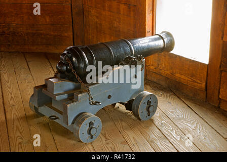 Kanone in die Bastion, Fort Vancouver National Historic Site, Vancouver, Washington State, USA Stockfoto