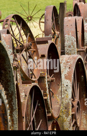 Räder auf Rad Zaun am Dahmen Scheune, Uniontown, Staat Washington. Stockfoto