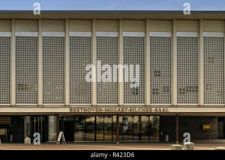 Stuttgart, Deutschland - 2 September, 2017: Die Beethoven-Mozart-Silcher-Saal dieser Veranstaltungsort ist Teil der großen Liederhalle in der Mitte von Stuttgart. Die Li Stockfoto