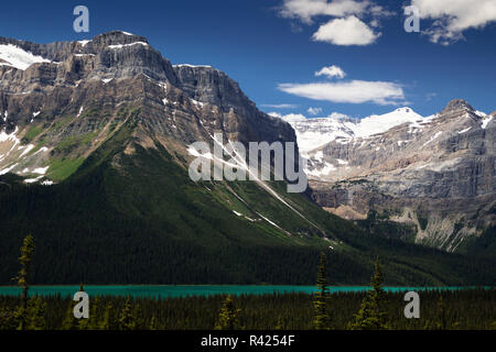 Kanzel Peak über Hector Lake, Alberta, Kanada Stockfoto