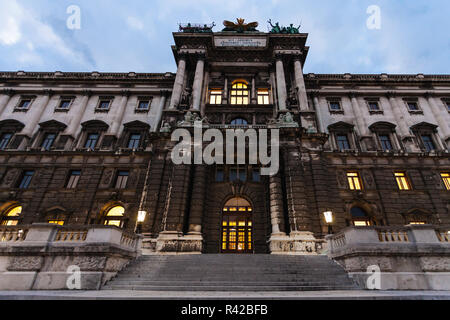 Neue Burg der Hofburg in Abend, Wien Stockfoto