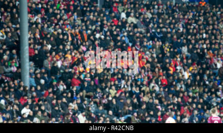 Unscharfen Hintergrund der Menschenmenge im Stadion Stockfoto