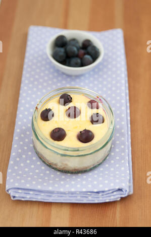 Kleinigkeit Mini Dessert im Glas Stockfoto