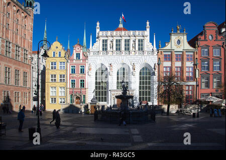 Niederländischen Manierismus Dwor Artusa (Artushof) und Dlugi Targ (Langen Markt) in der Stadt im historischen Zentrum von Danzig, Polen. 31.Oktober 2018 © wojciech Stockfoto