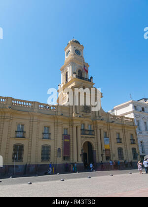 SANTIAGO, CHILE - 26. Januar 2018: Die Royal Court Palace an der Plaza de Armas. Es ist der Hauptplatz der Stadt. Es ist das Herzstück der ersten Layout Stockfoto