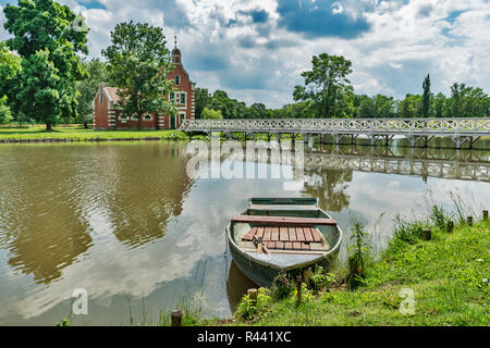 Die niederländische Haus ist im Park des Palais Festetics in Deg, Enying, Fejer County, West Transdanubien, Ungarn, Europa Stockfoto