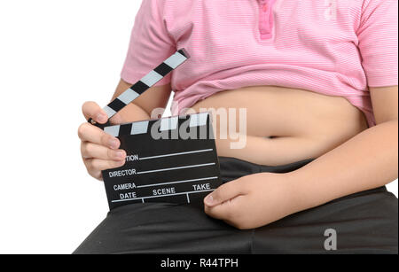 Beleibte Fat Boy holding Klappe oder Schiefer Film für Video Kino auf weißem Hintergrund Stockfoto