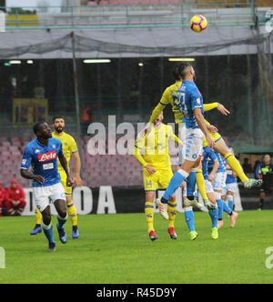 November 25, 2018 - Neapel, Kampanien, Italien, 2018-11-25, italienische Serie A SSC Neapel - SC Chievo Verona. in Bildern. Endergebnis SSC Napoli 0:0 SC Chievo Verona. Quelle: Fabio Sasso/ZUMA Draht/Alamy leben Nachrichten Stockfoto