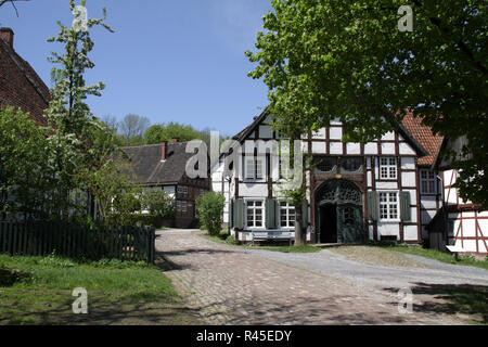 Tudor Stil Haus in lipperland Stockfoto