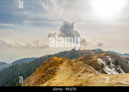 Dainkund - die singenden Hügel, von oben, nach dem Aufstieg, Sonnenuntergang Himmel, Berge Stockfoto