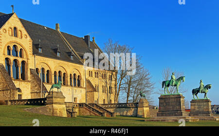 Kaiserpfalz in Goslar mit William der Große und Friedrich Barbarossa Stockfoto