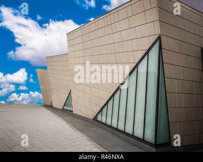 Ungewöhnlich moderne Architektur des Museums in Southampton, in dem sich Objekte aus der Titanic Stockfoto