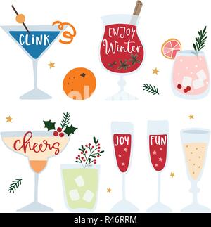 Satz von Hand gezeichnet alkoholische Getränke, Cocktails mit Schriftzug Zitate. Frohes Neues Jahr feier Konzept. Isolierte Vector Icons. Flache Bauform. Stock Vektor