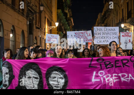 Italien: März gegen Gewalt gegen Frauen in Palermo Stockfoto